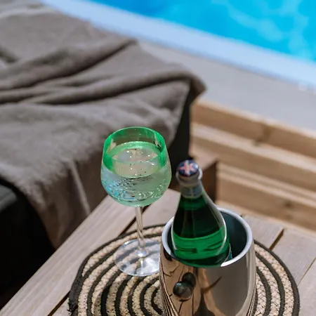 Dom wakacyjny Elia Pool