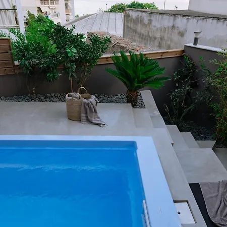 Elia Pool * Kawala